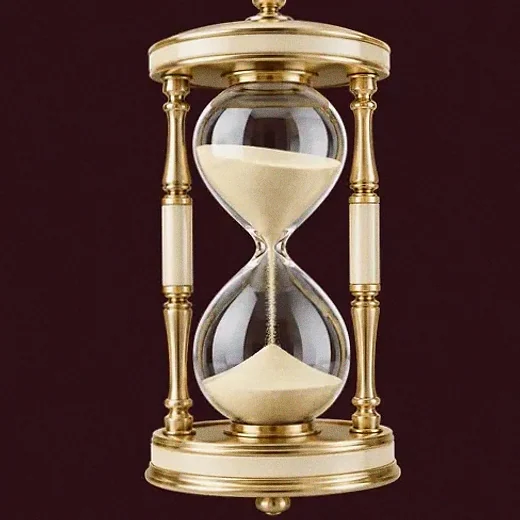 Ornate hourglass — Amon